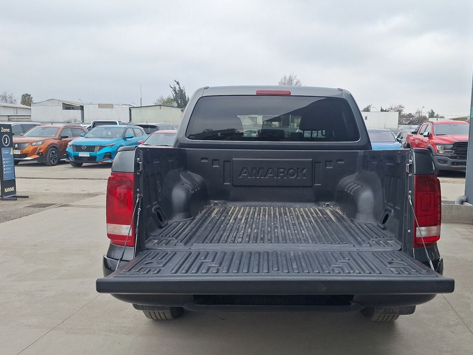 Volkswagen Amarok 2020 - Foto 4 de 14