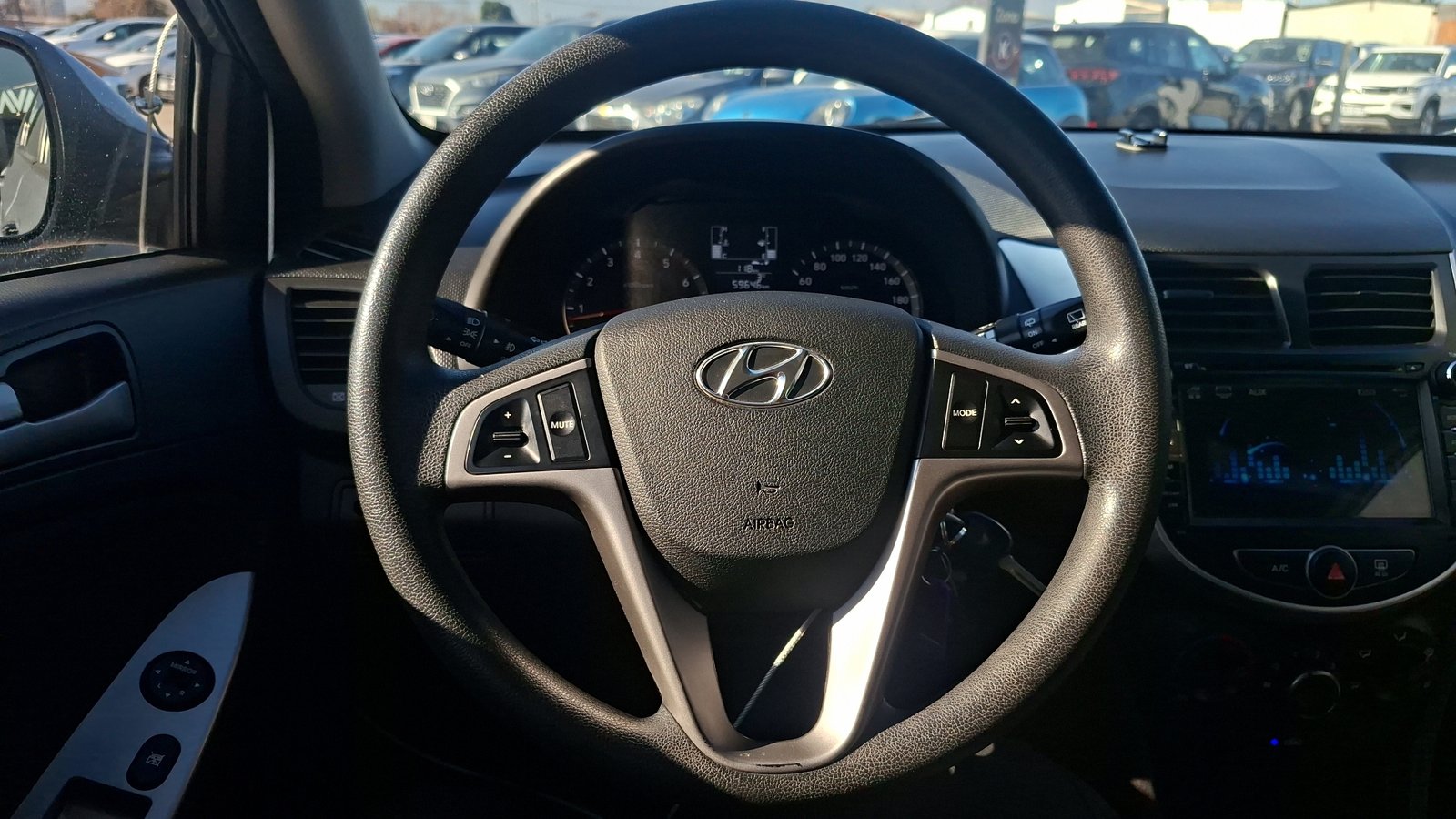 Hyundai Accent 2018 - Imagen 8 de 15