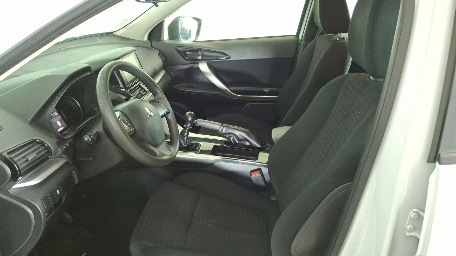 Mitsubishi Eclipse Cross 2022 - Imagen 13 de 16