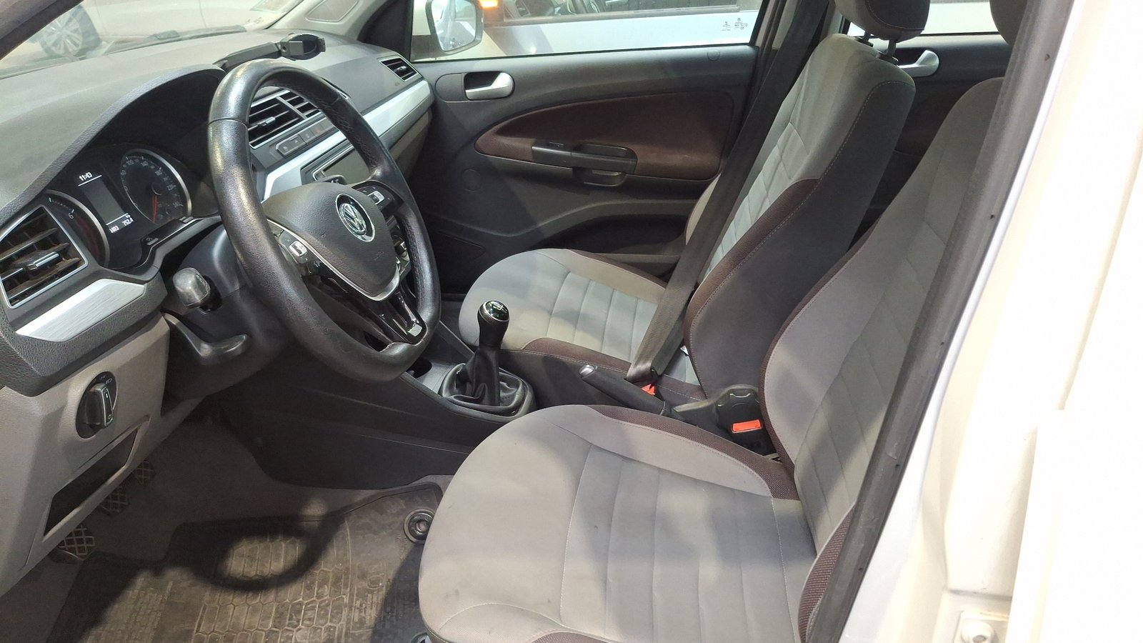 Volkswagen Voyage 2023 - Imagen 12 de 15