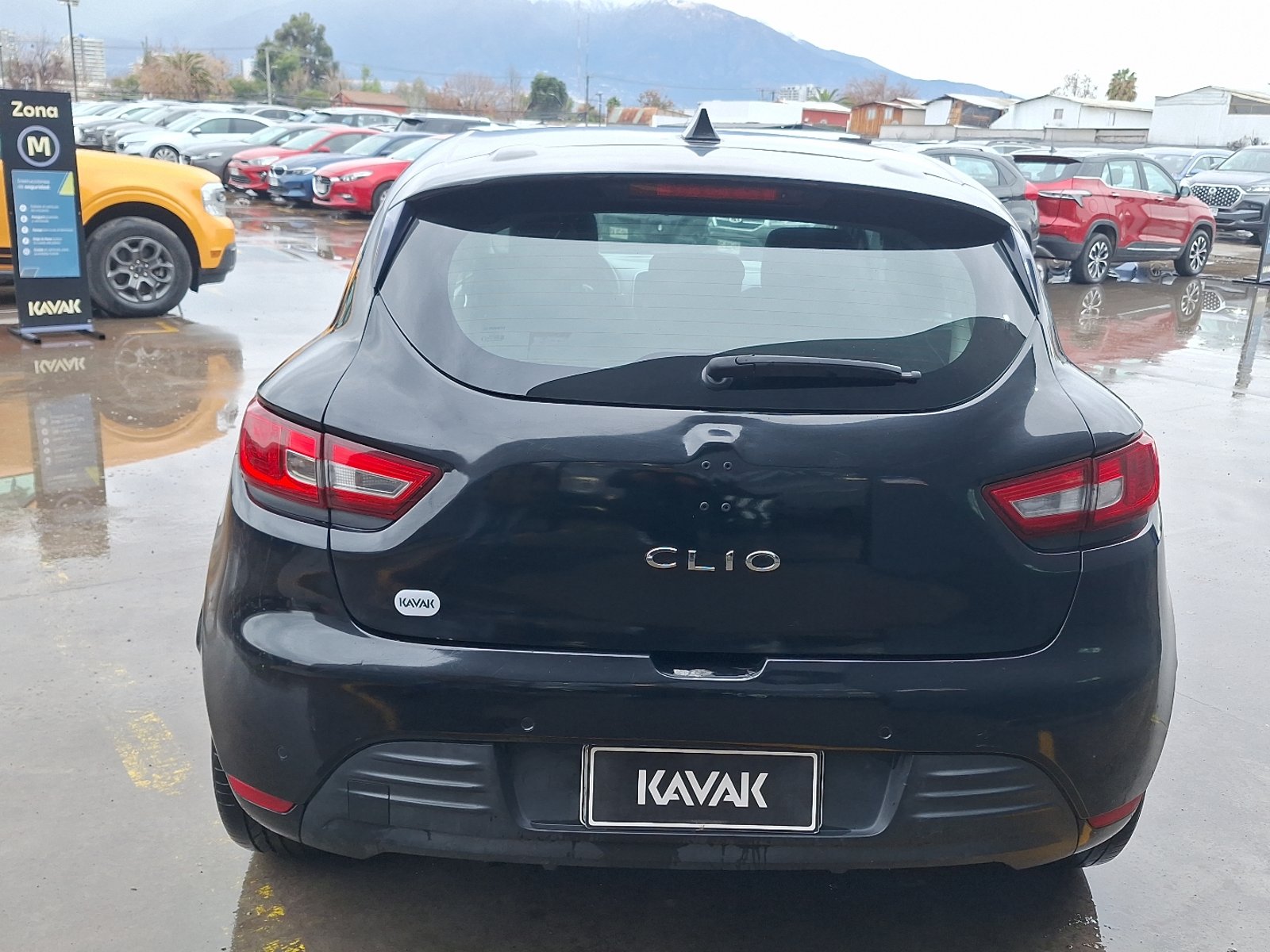 Renault Clio 2018 - Foto 3 de 14