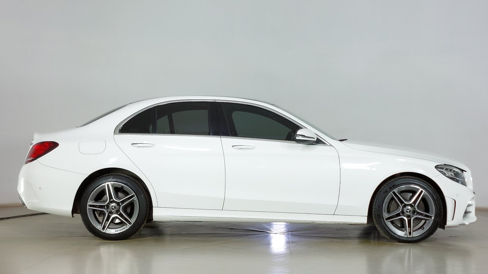 Mercedes-Benz Clase C 2019 - Imagen 4 de 19