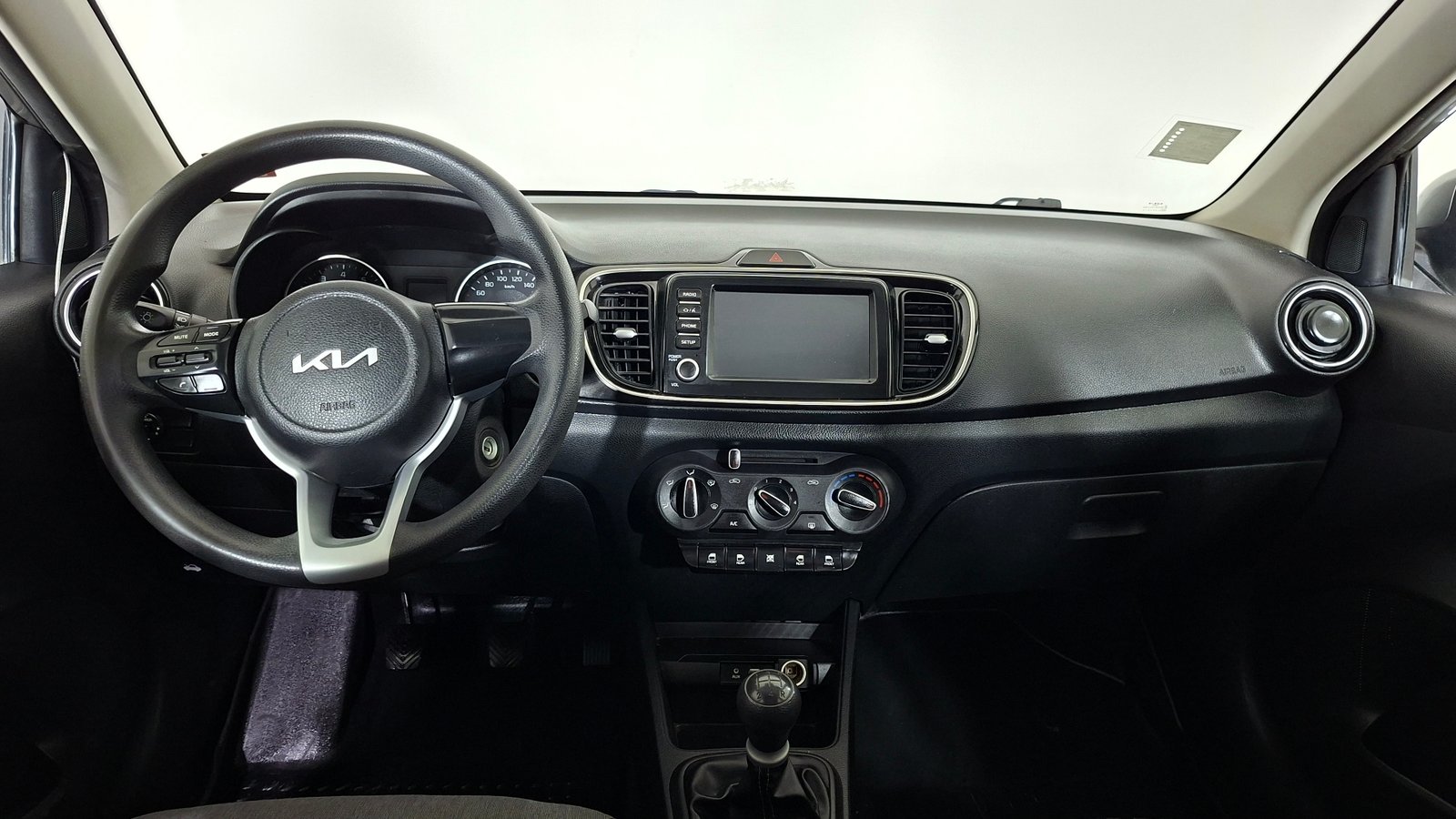 Kia Soluto 2022 - Imagen 8 de 17