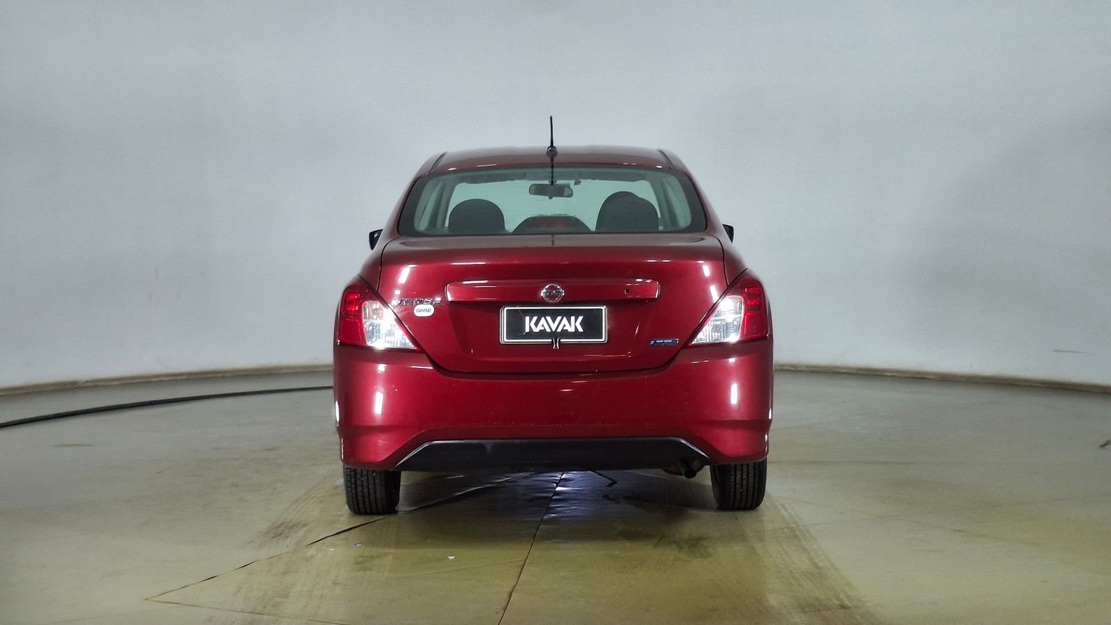 Nissan Versa 2016 - Imagen 5 de 15