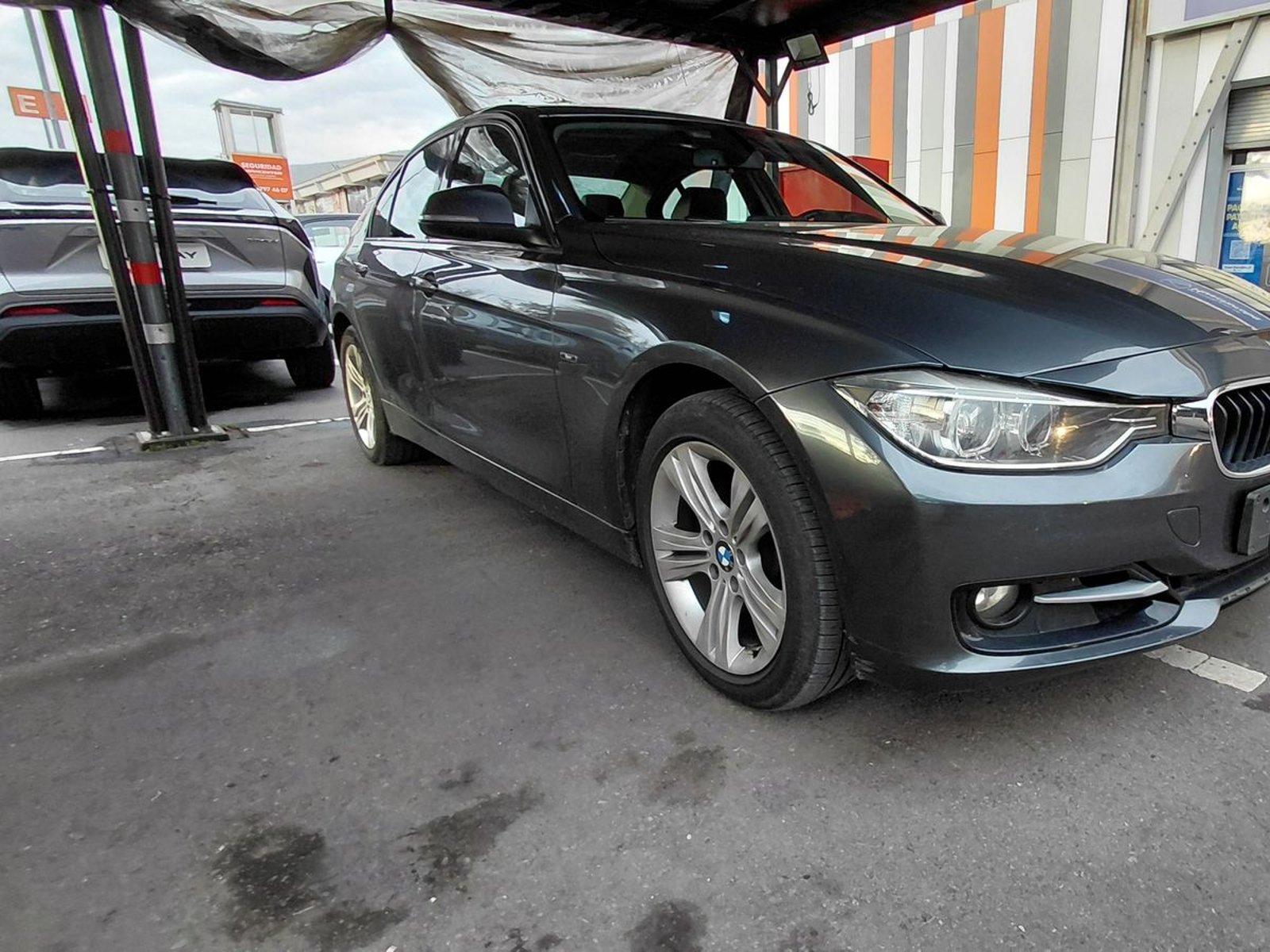 BMW Serie 3 2013 - Foto 3 de 4