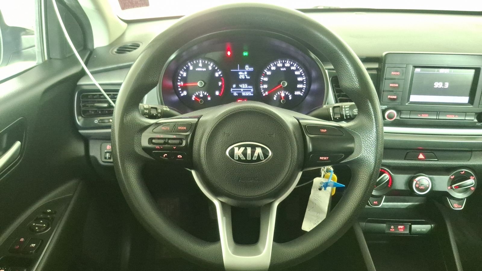 Kia RIO 4 2018 - Imagen 8 de 16