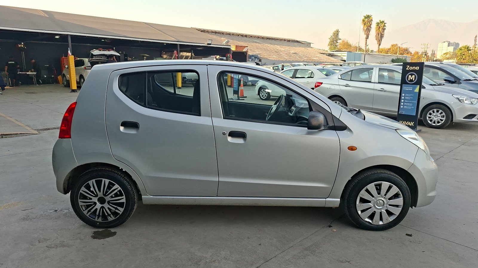 Suzuki Celerio 2015 - Imagen 4 de 14