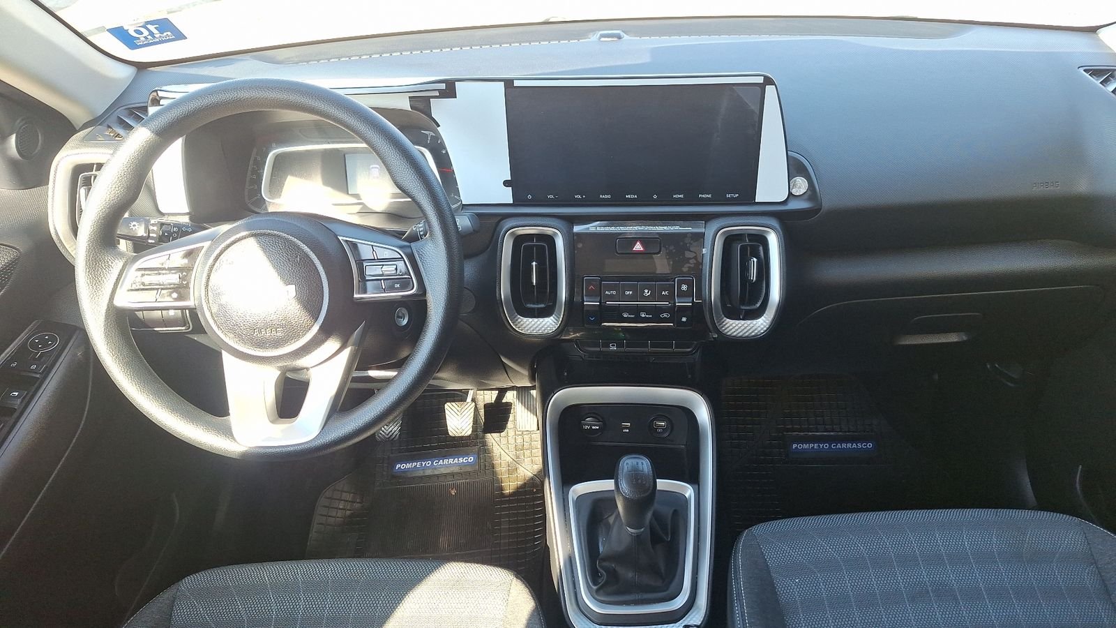 Kia Sonet 2023 - Imagen 6 de 15