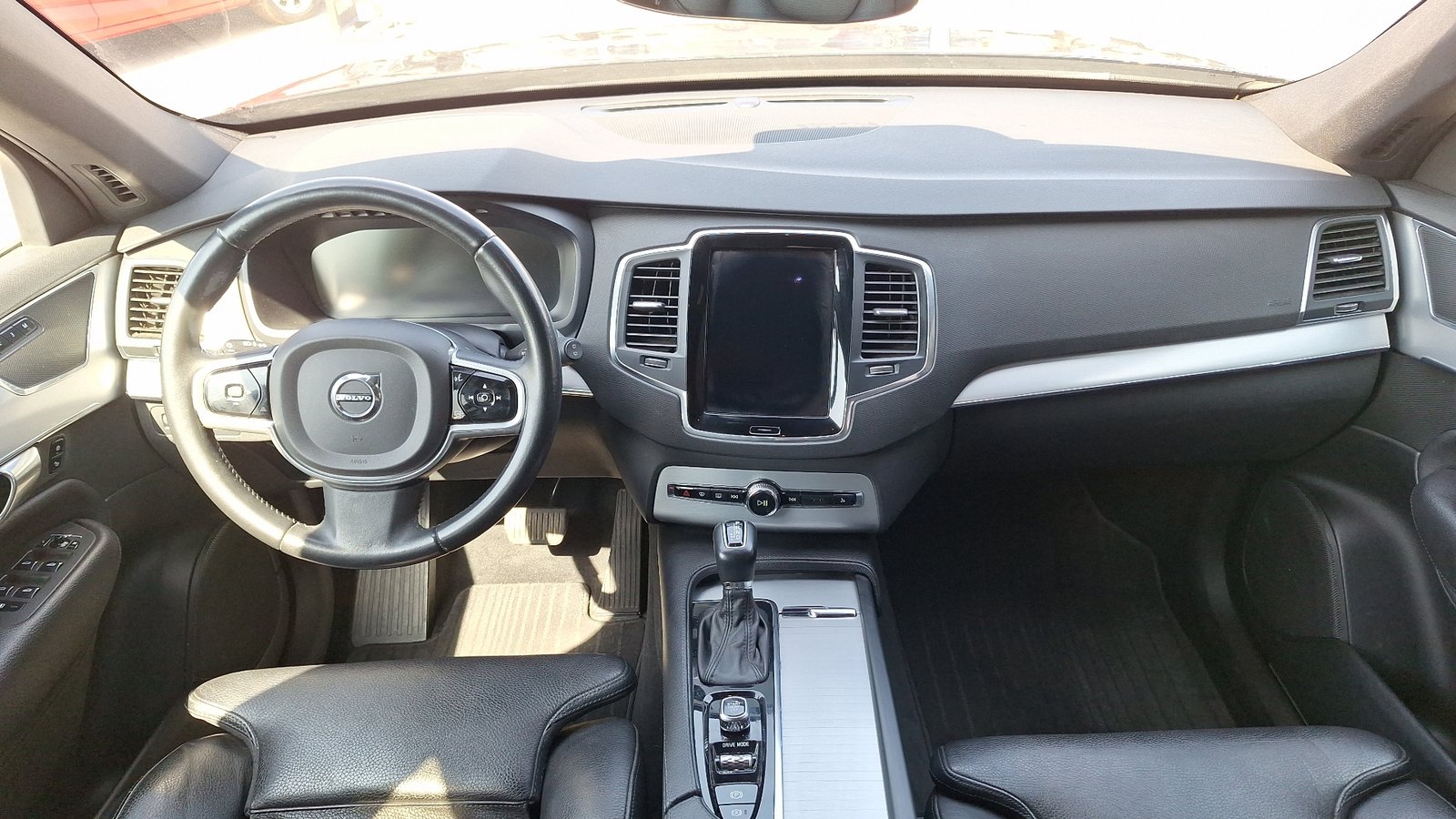 Volvo XC90 2017 - Imagen 6 de 16