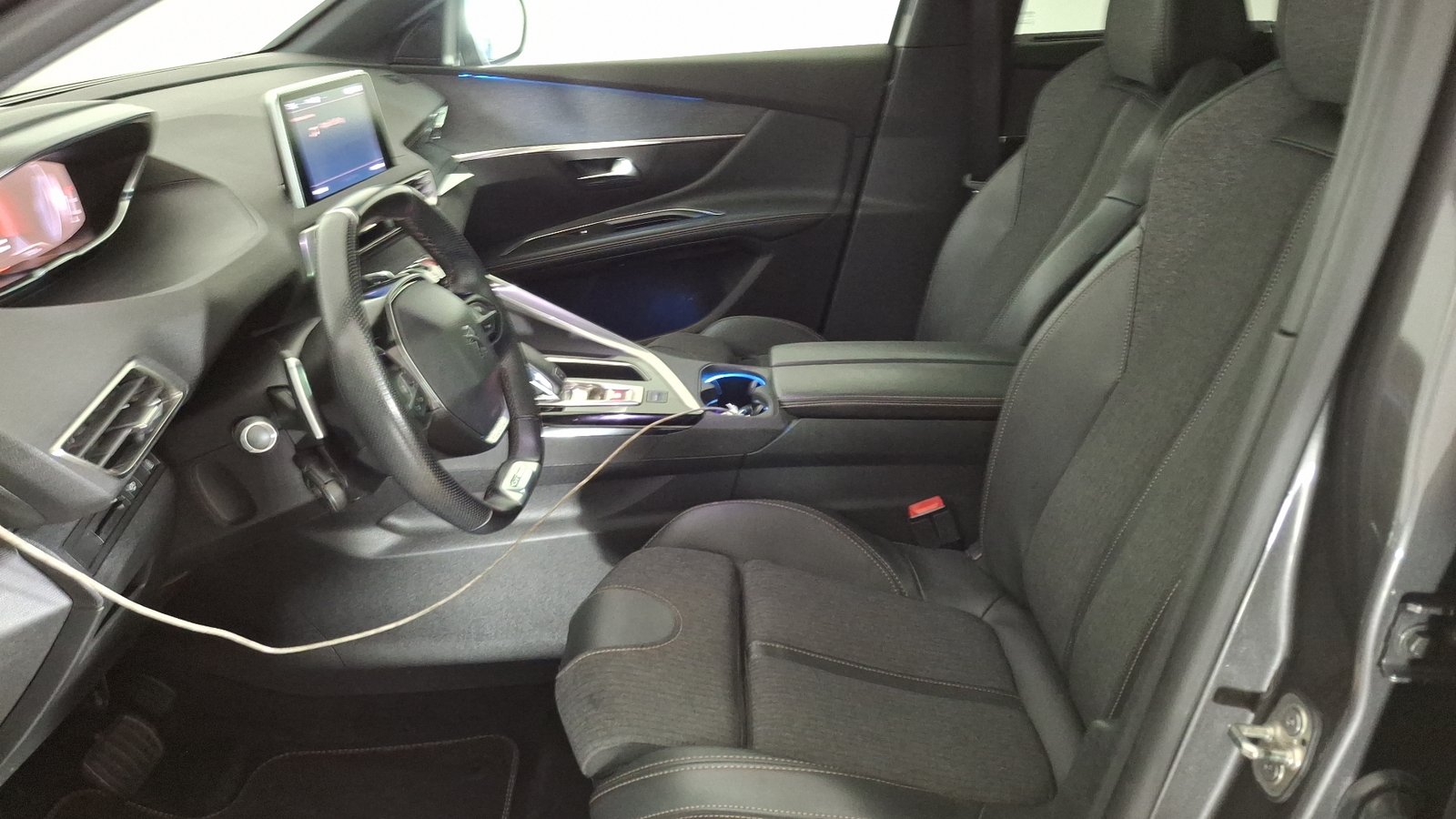 Peugeot 5008 2021 - Imagen 14 de 17