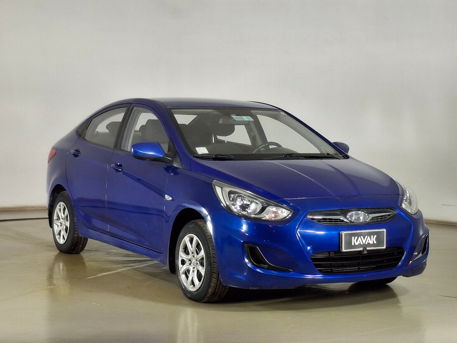Hyundai Accent 2015 - Foto 3 de 15