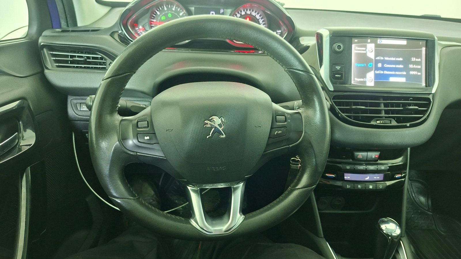 Peugeot 208 2014 - Imagen 9 de 17