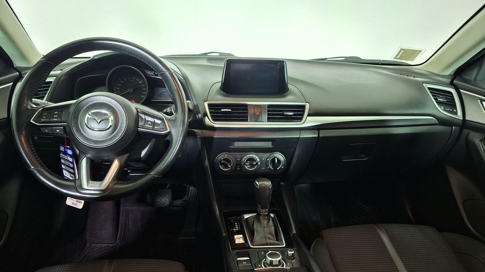 Mazda Mazda 3 2019 - Imagen 8 de 18