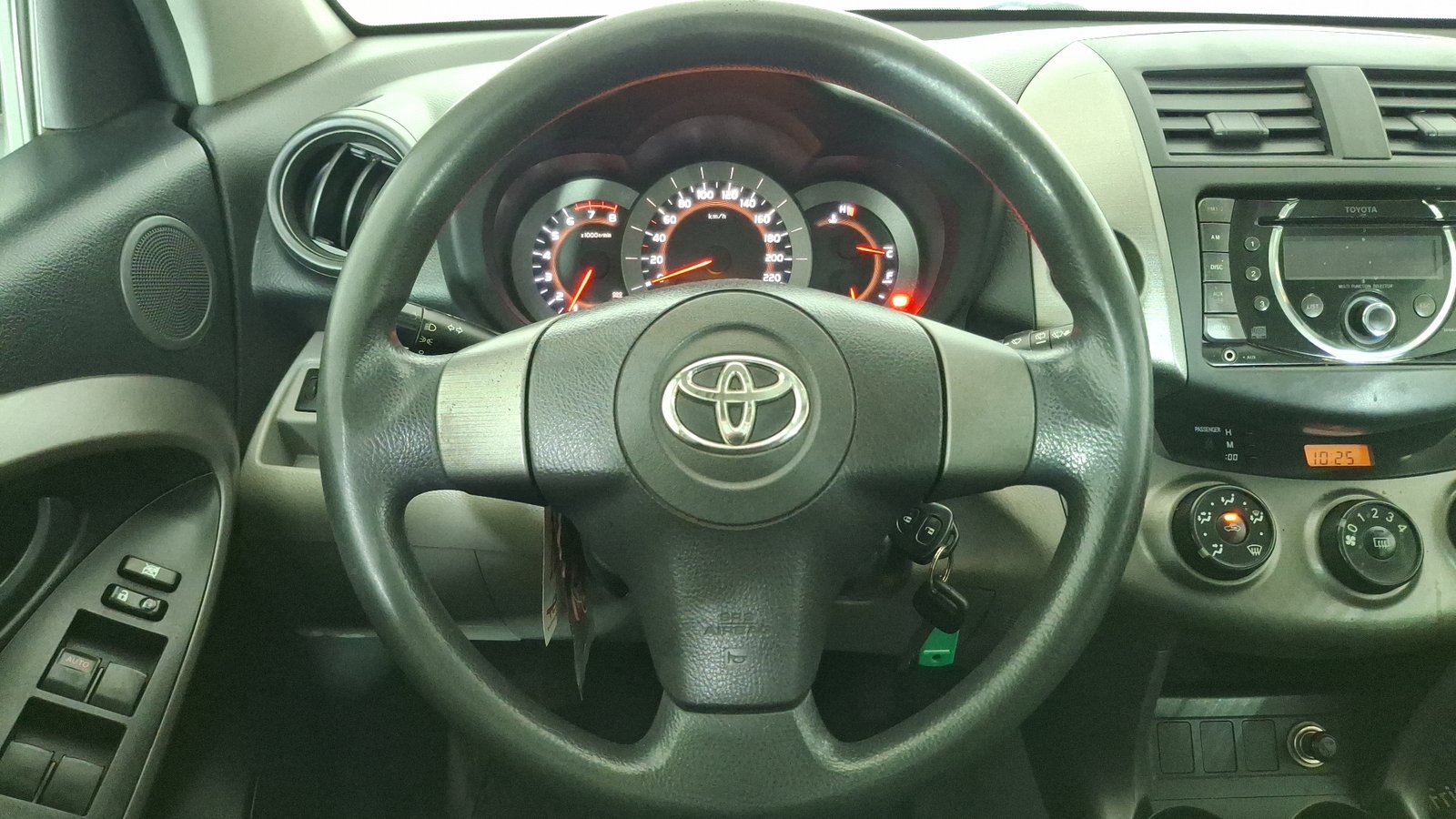 Toyota RAV4 2011 - Imagen 8 de 15
