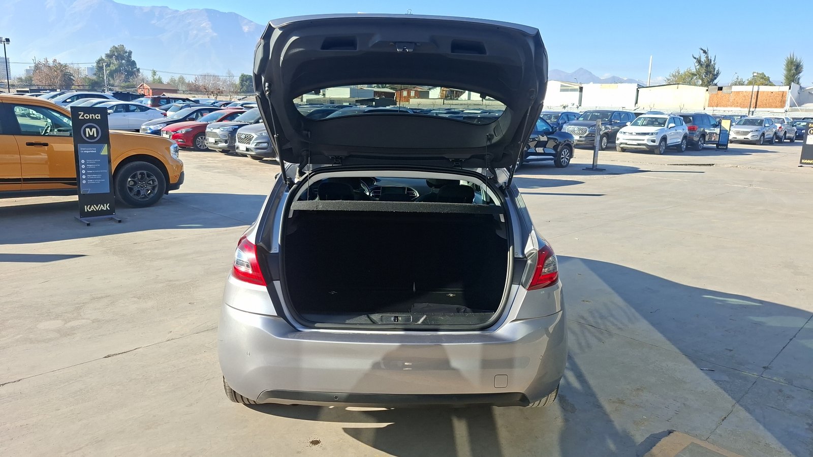 Peugeot 308 2020 - Foto 4 de 16