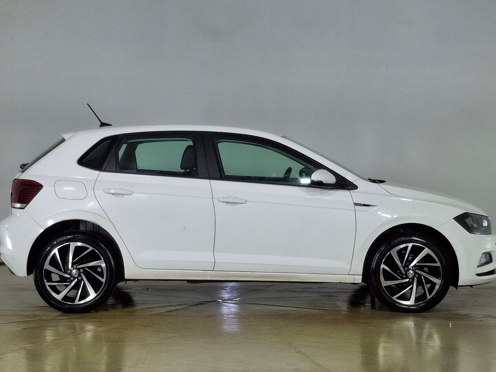 Volkswagen Polo 2022 - Foto 4 de 16