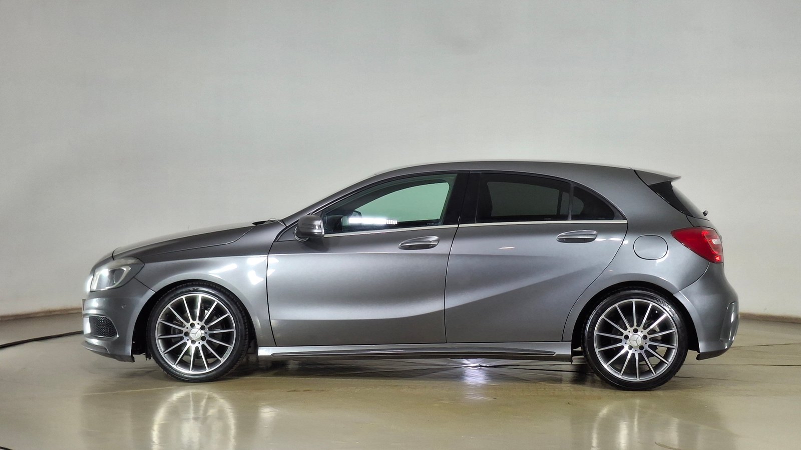 Mercedes Benz Clase A 2013 - Imagen 7 de 16
