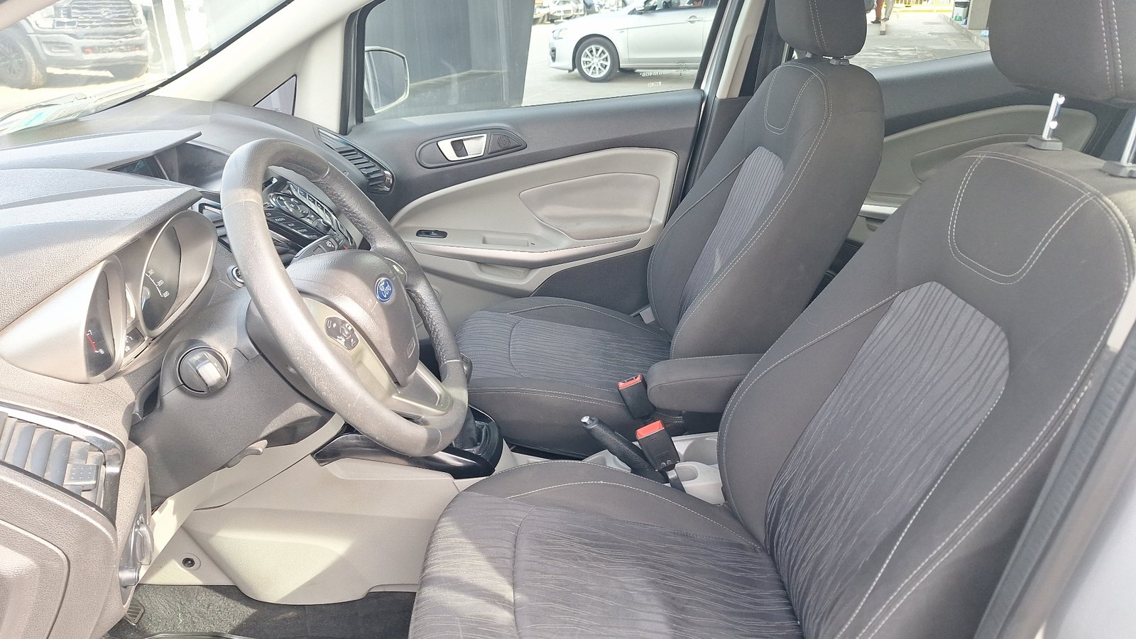 Ford EcoSport 2017 - Imagen 13 de 14