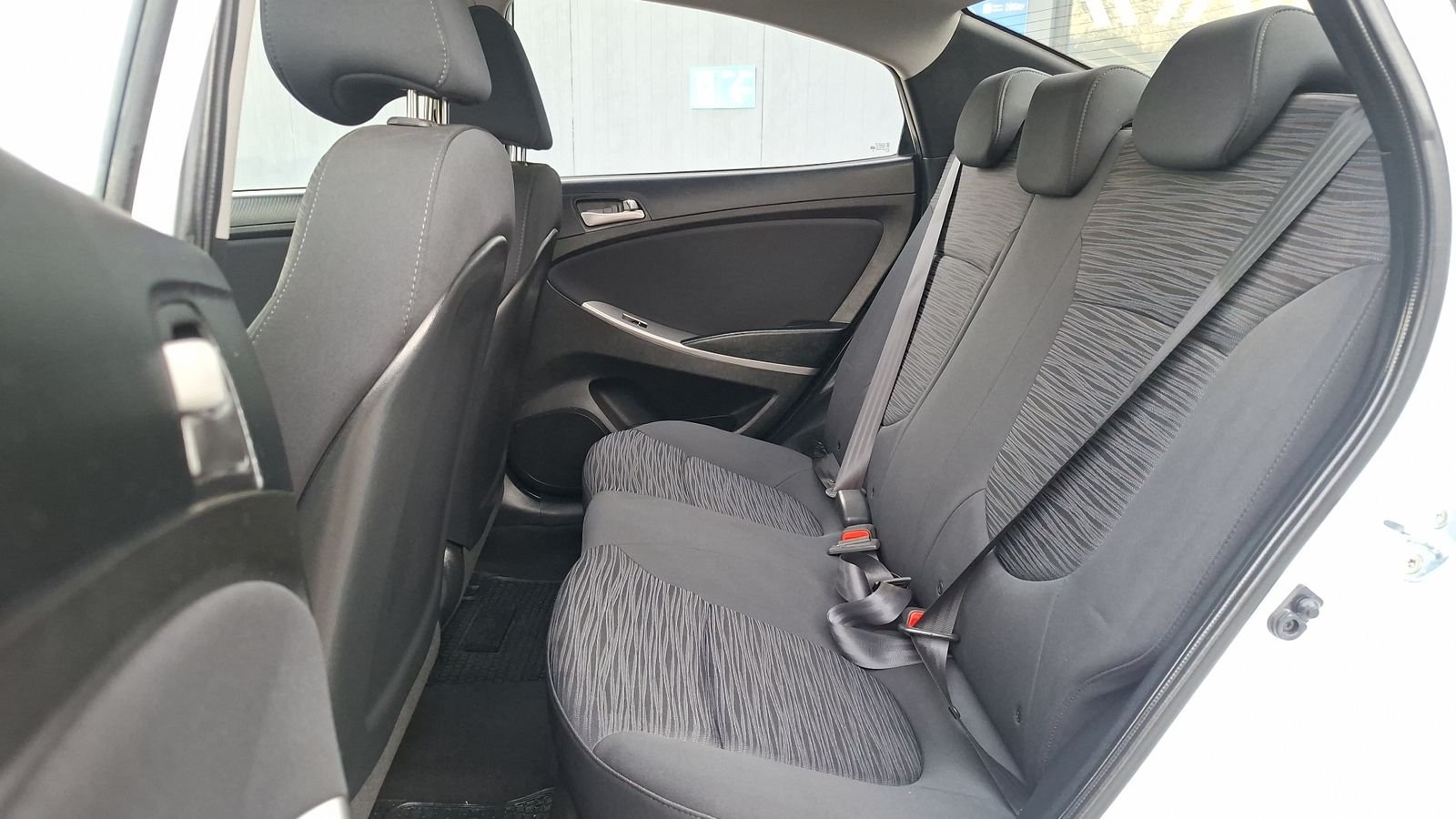 Hyundai Accent 2017 - Imagen 14 de 15