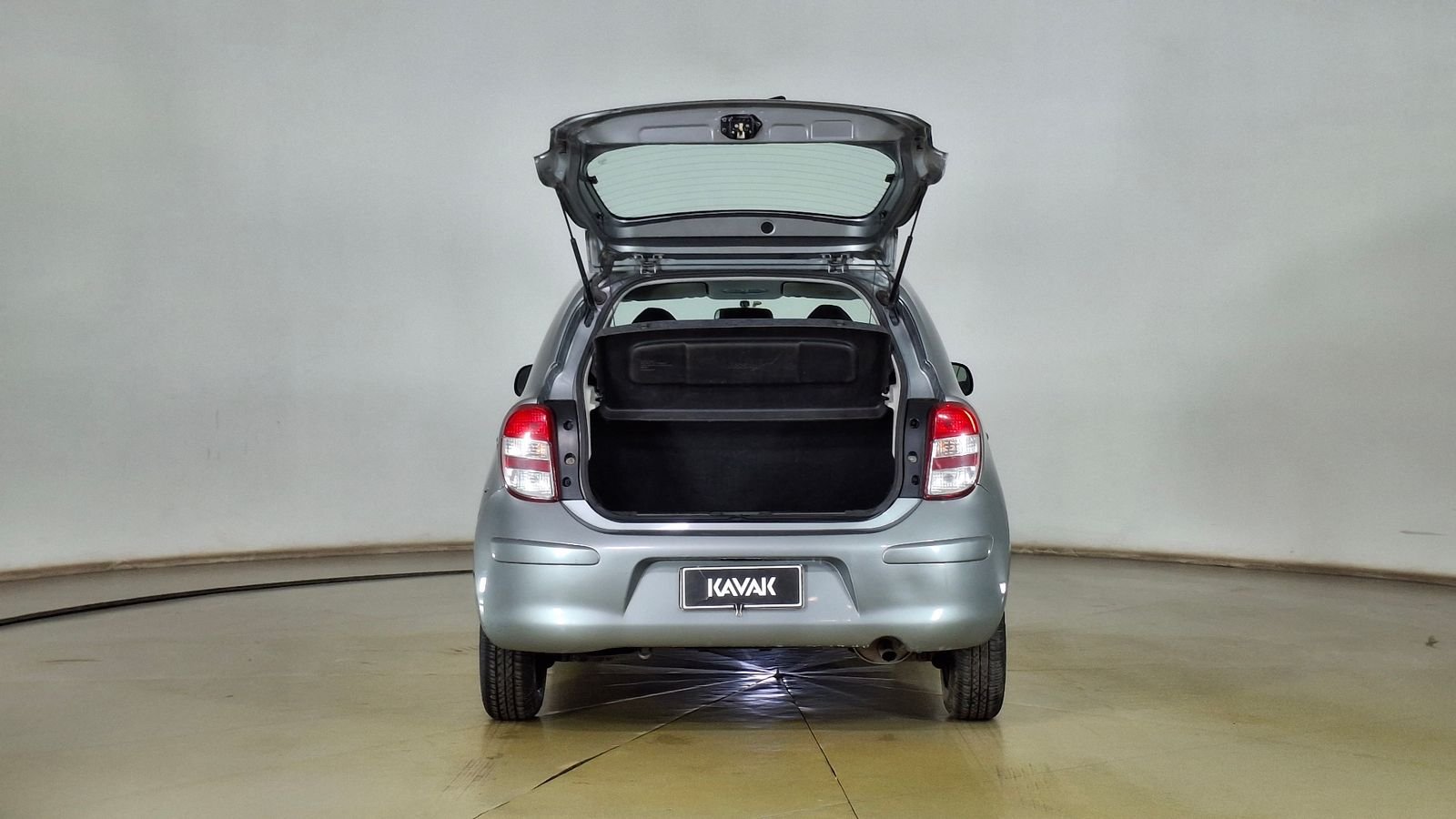 Nissan March 2015 - Imagen 6 de 15