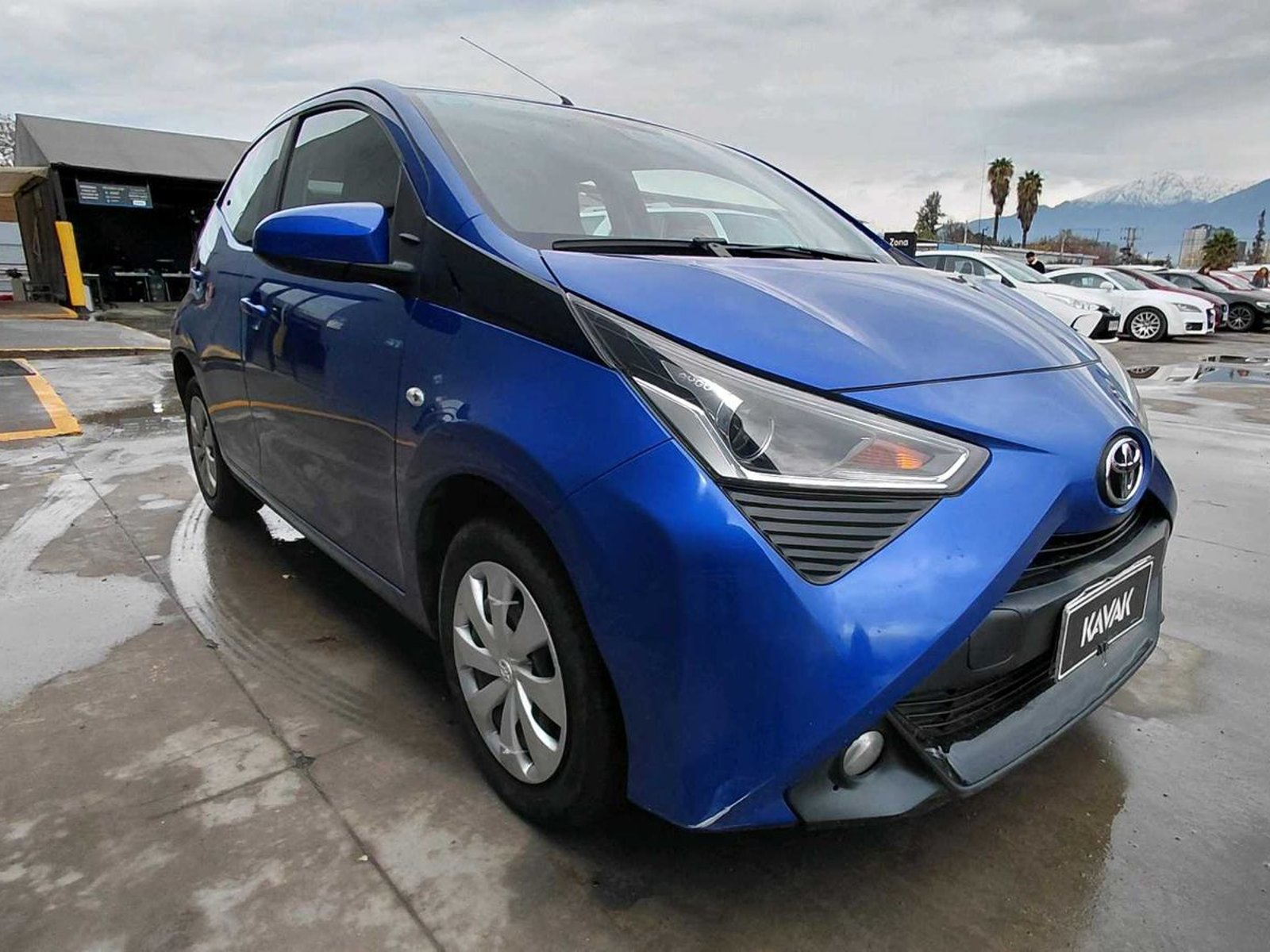 Toyota AYGO 2020 - Foto 3 de 4