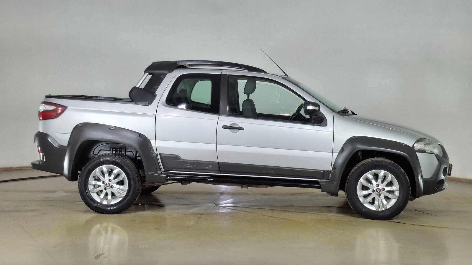 Fiat Strada 2017 - Foto 4 de 15
