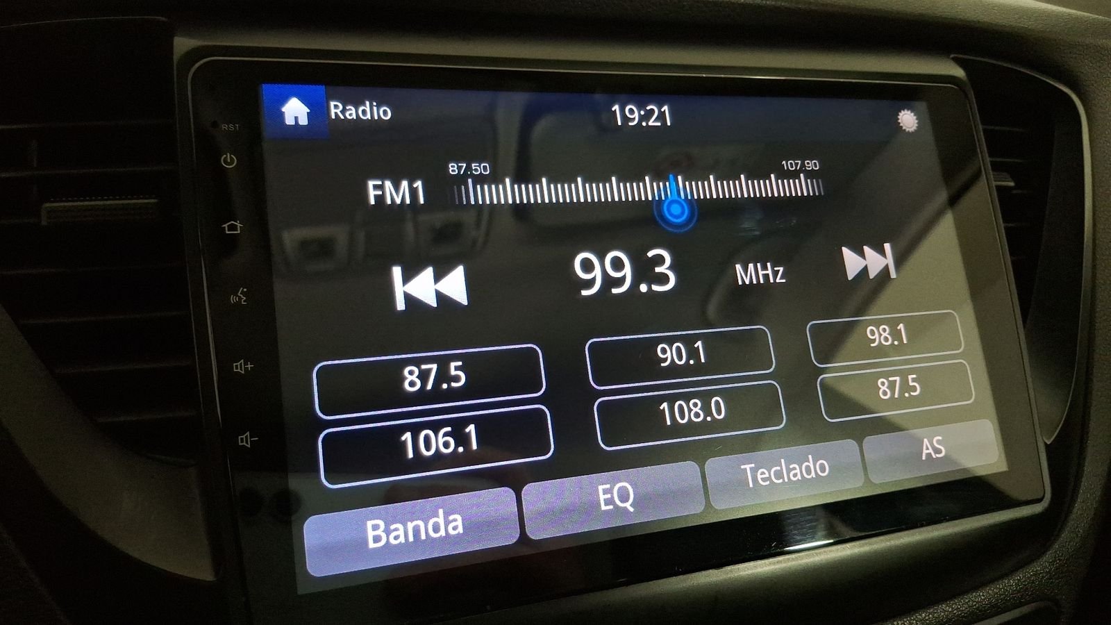 Hyundai Accent 2023 - Imagen 10 de 16