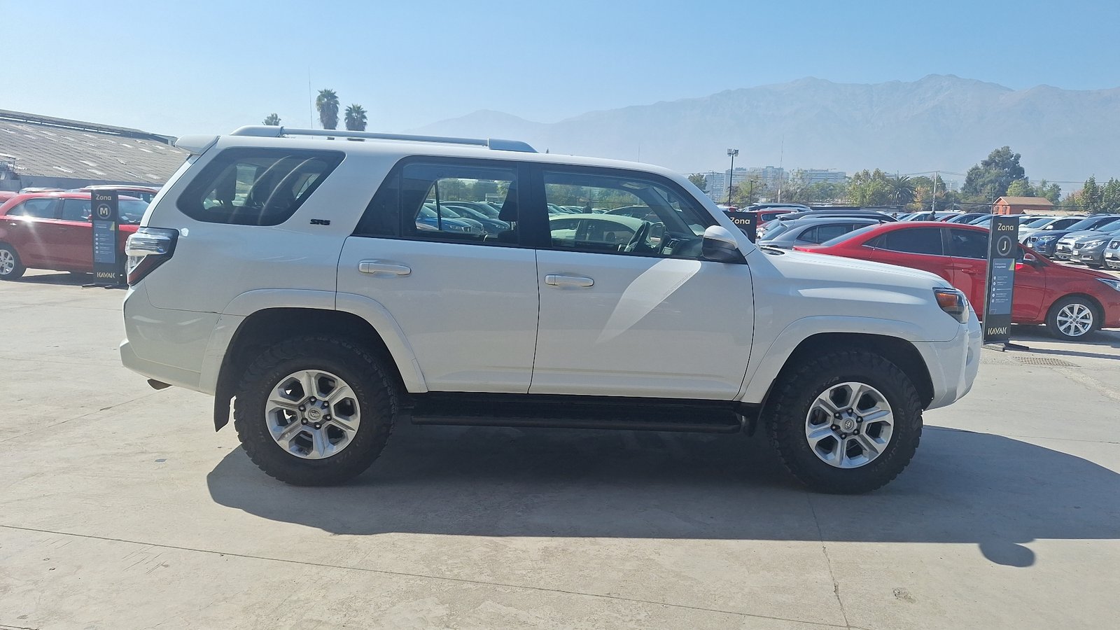 Toyota 4Runner 2022 - Imagen 5 de 16