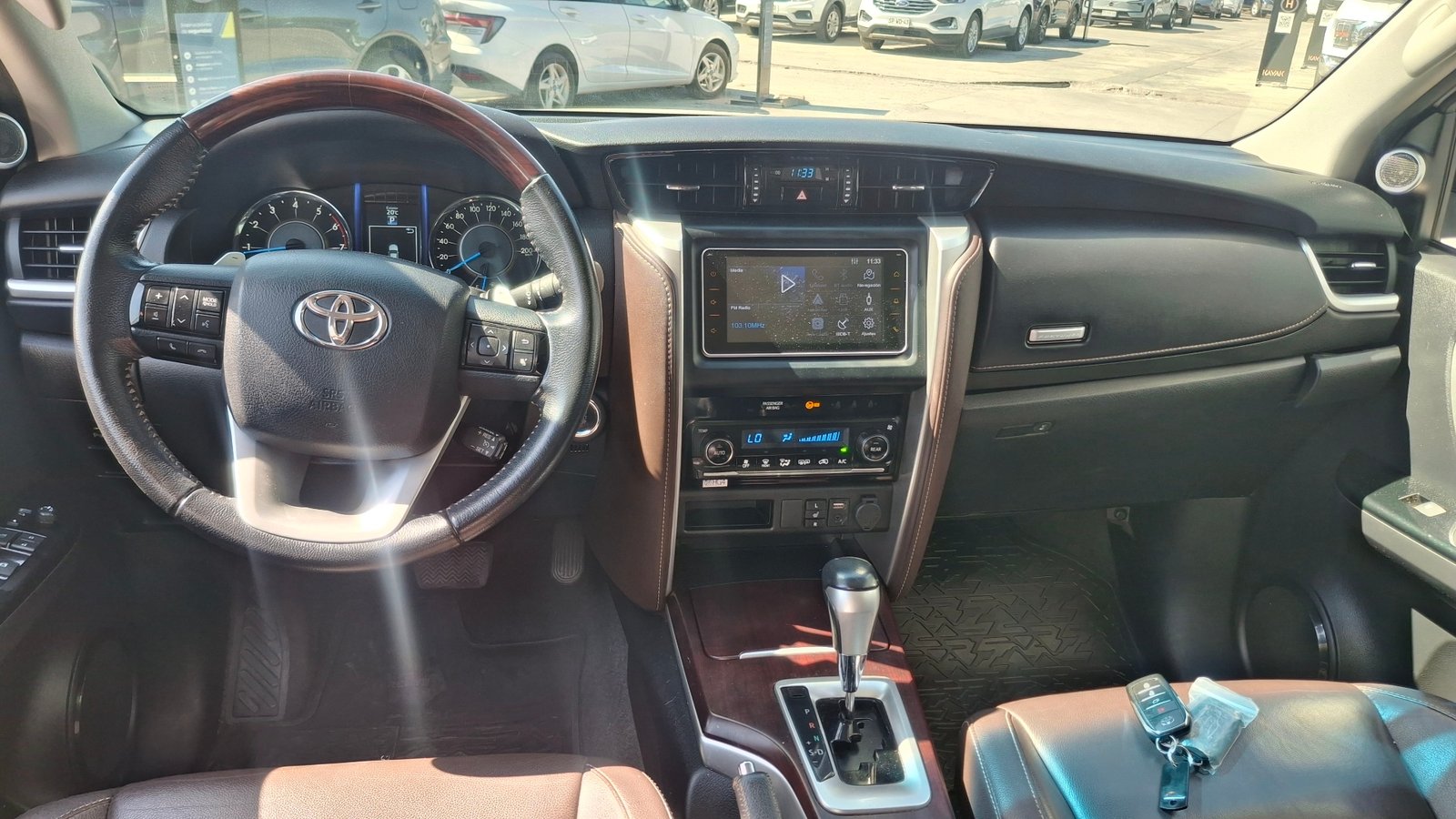 Toyota Fortuner 2019 - Imagen 8 de 17