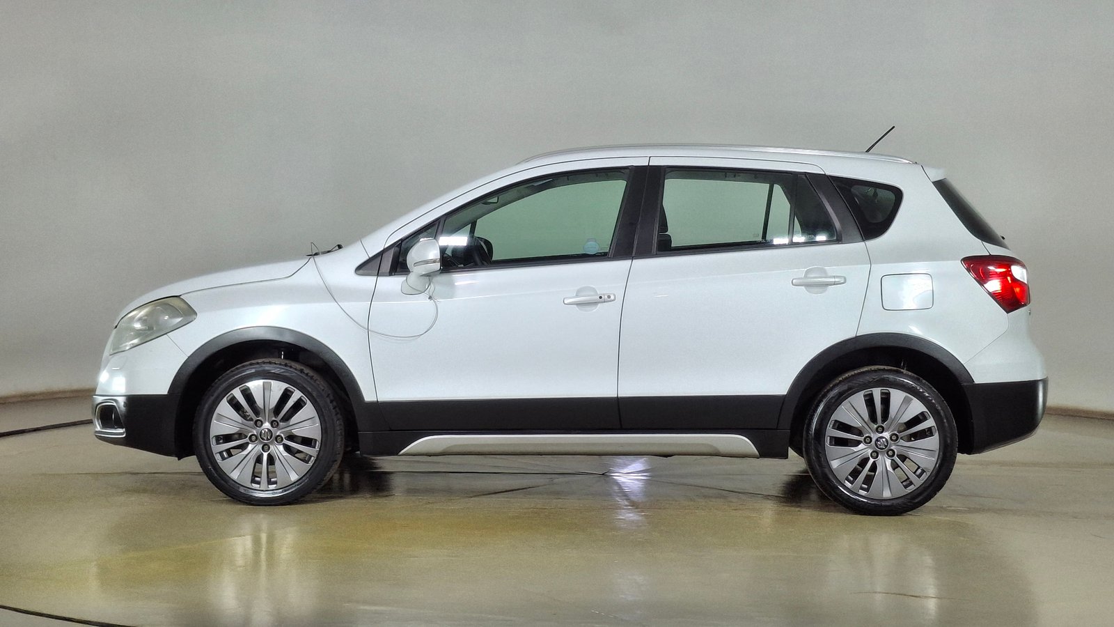 Suzuki S-Cross 2016 - Imagen 7 de 15