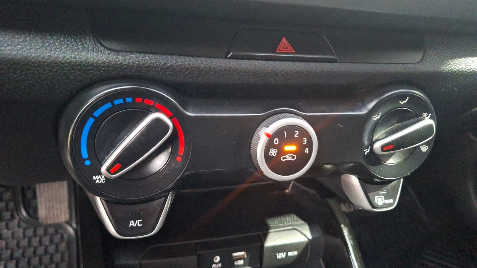 Kia RIO 5 2019 - Imagen 15 de 15