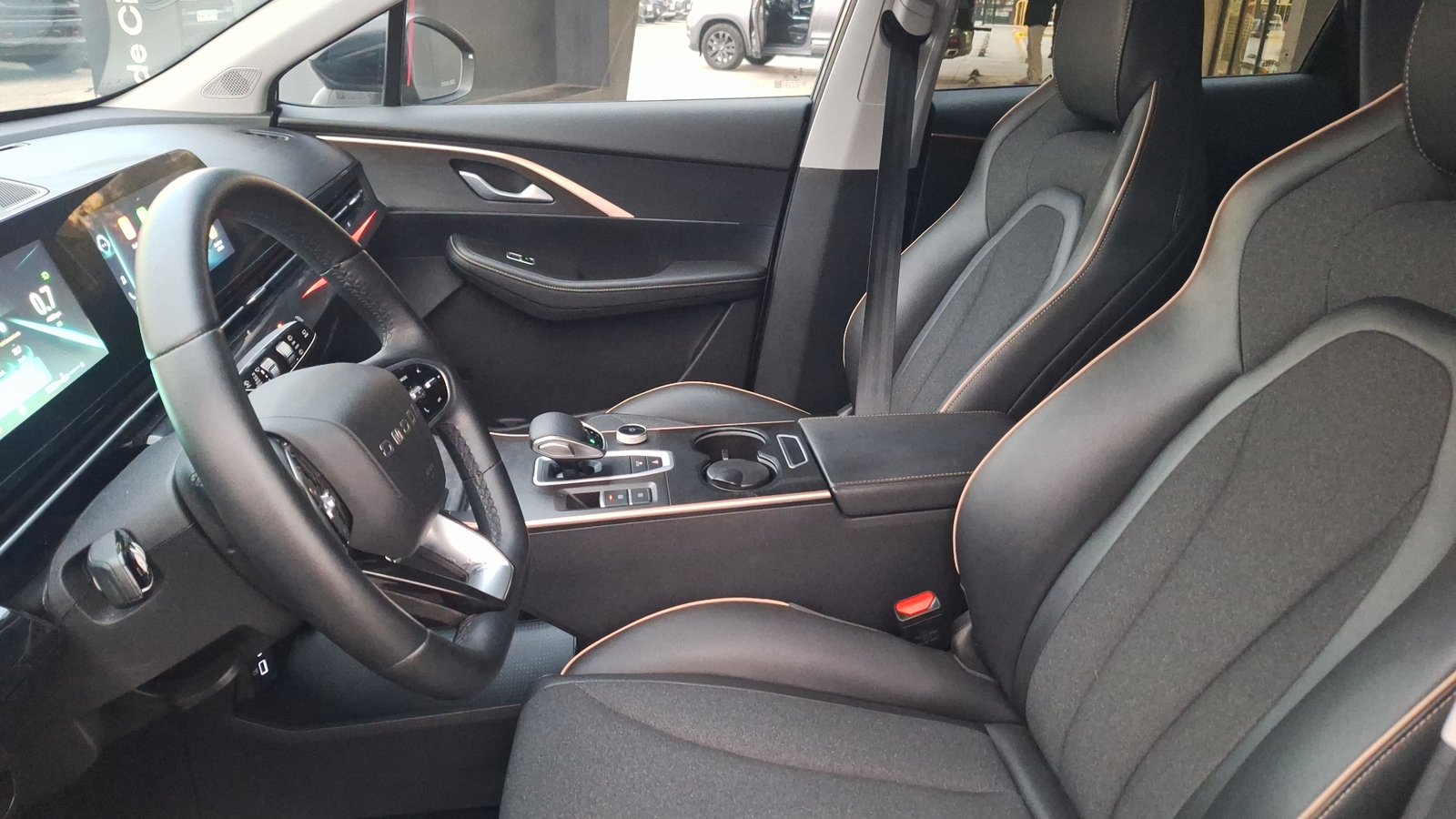 Omoda C5 2024 - Imagen 14 de 15
