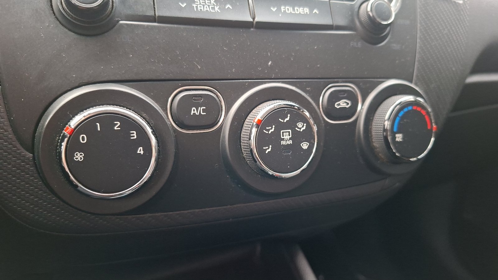 Kia Cerato 2018 - Imagen 15 de 15