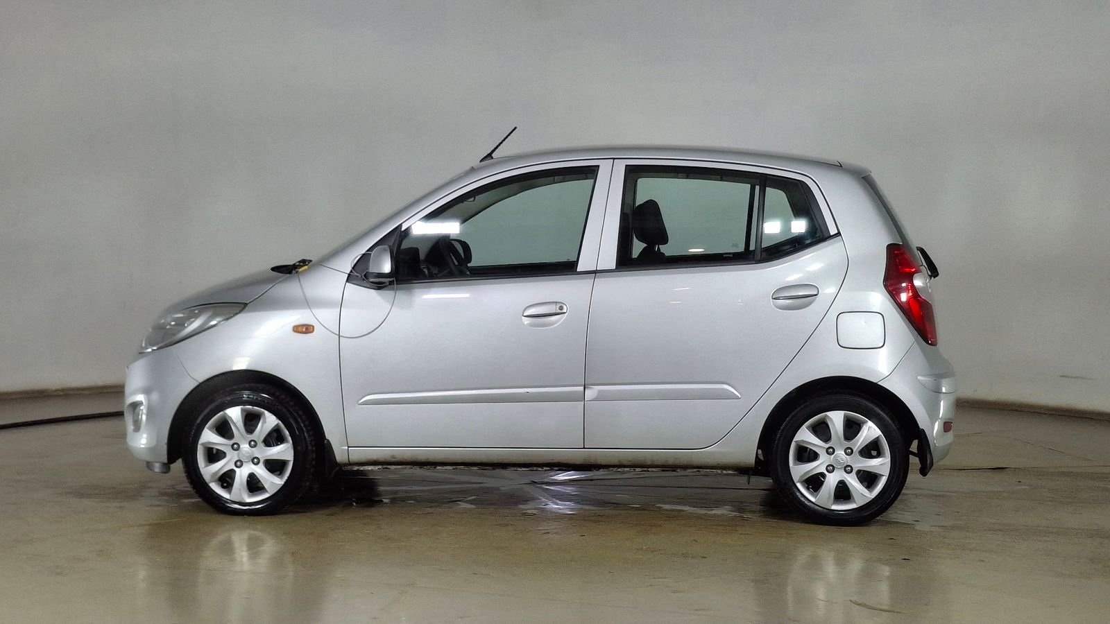 Hyundai I10 2012 - Imagen 7 de 15