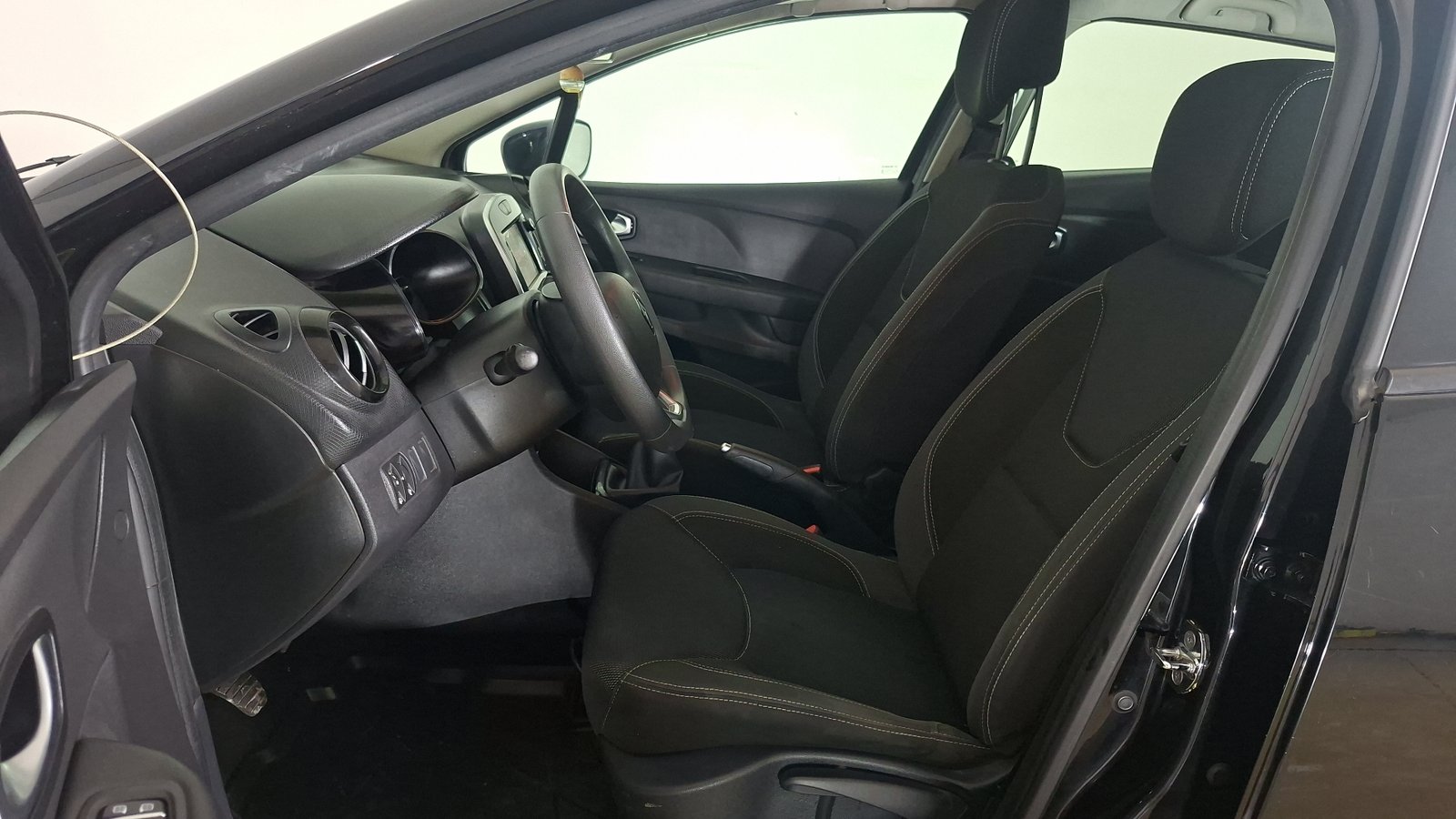 Renault Clio 2019 - Imagen 13 de 16
