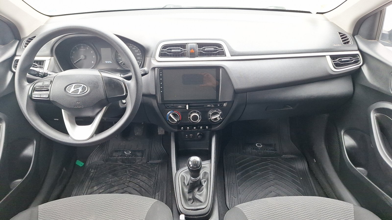 Hyundai VERNA 2021 - Imagen 6 de 15