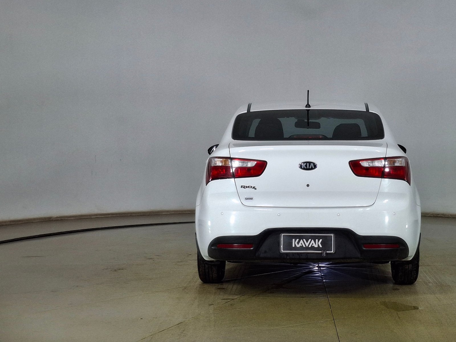 Kia RIO 4 2013 - Foto 5 de 15