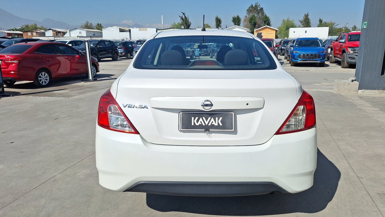 Nissan Versa 2018 - Imagen 3 de 14