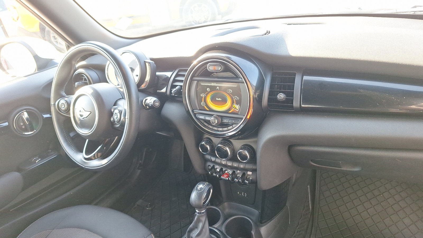 Mini Cooper 2018 - Imagen 6 de 15