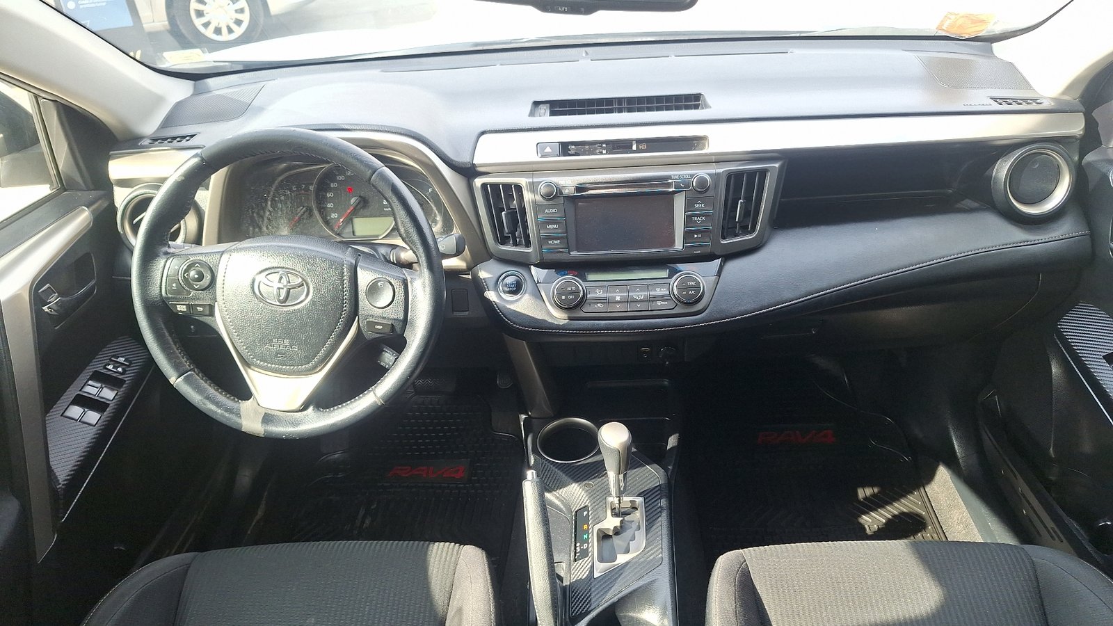 Toyota RAV4 2016 - Imagen 6 de 14