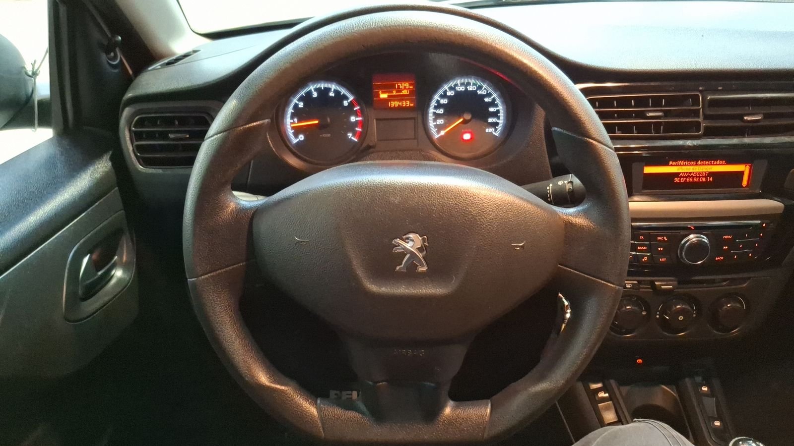 Peugeot 301 2018 - Imagen 8 de 15