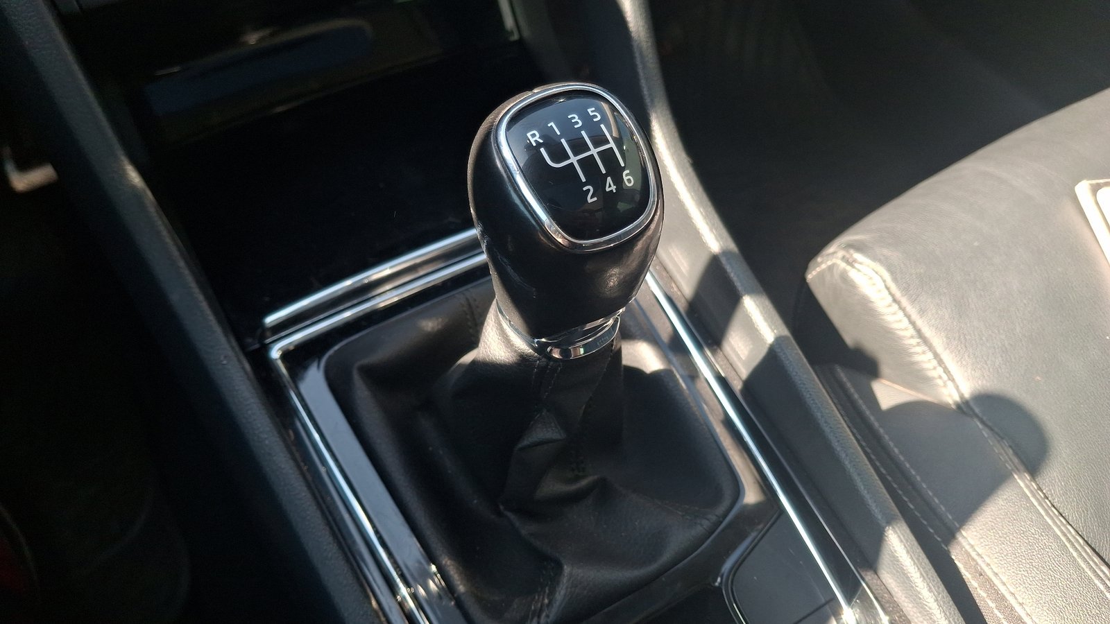 Skoda Karoq 2019 - Imagen 12 de 18