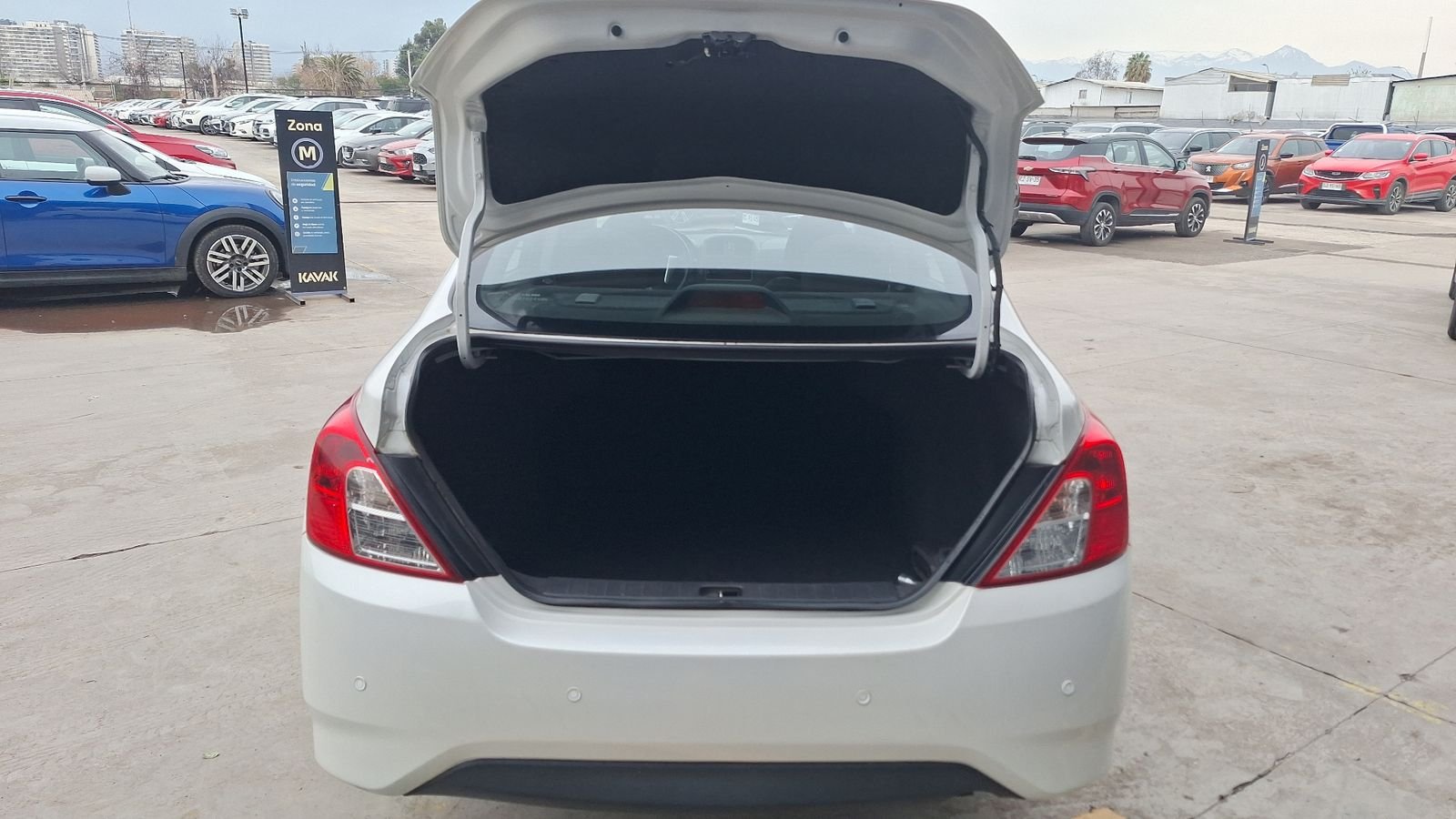 Nissan Versa 2019 - Imagen 4 de 14