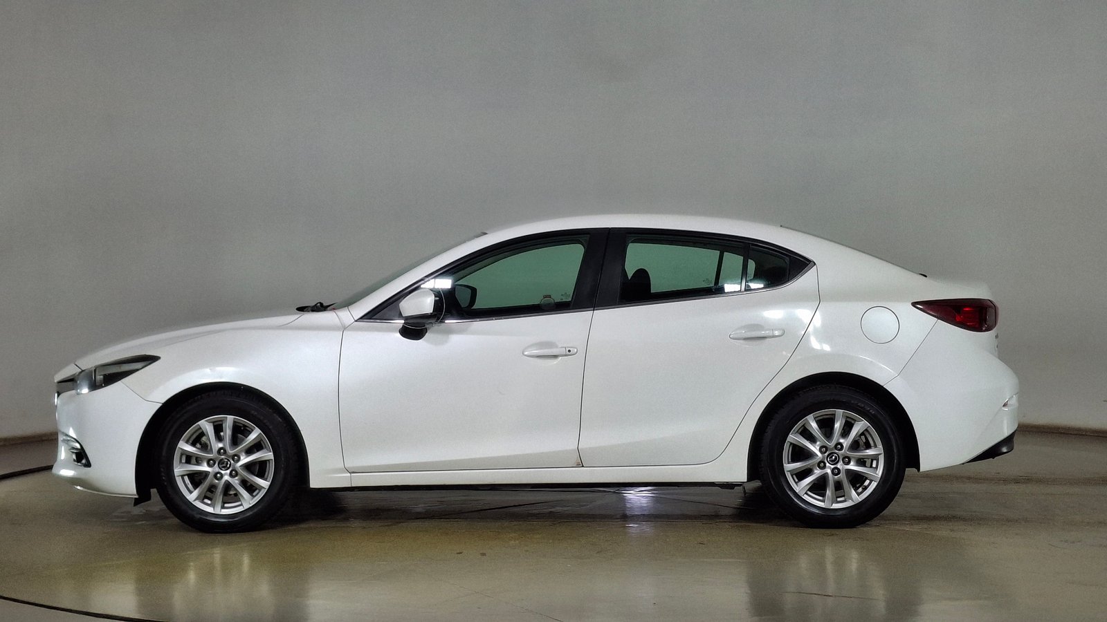 Mazda Mazda 3 2019 - Imagen 7 de 15