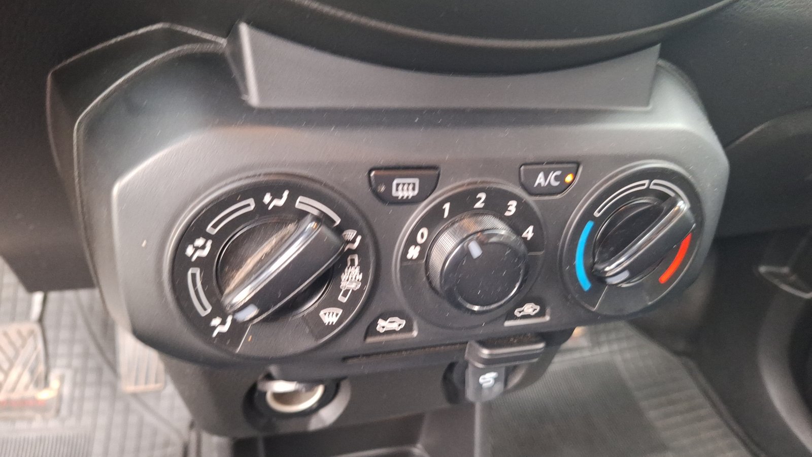 Suzuki S-Presso 2023 - Imagen 15 de 15