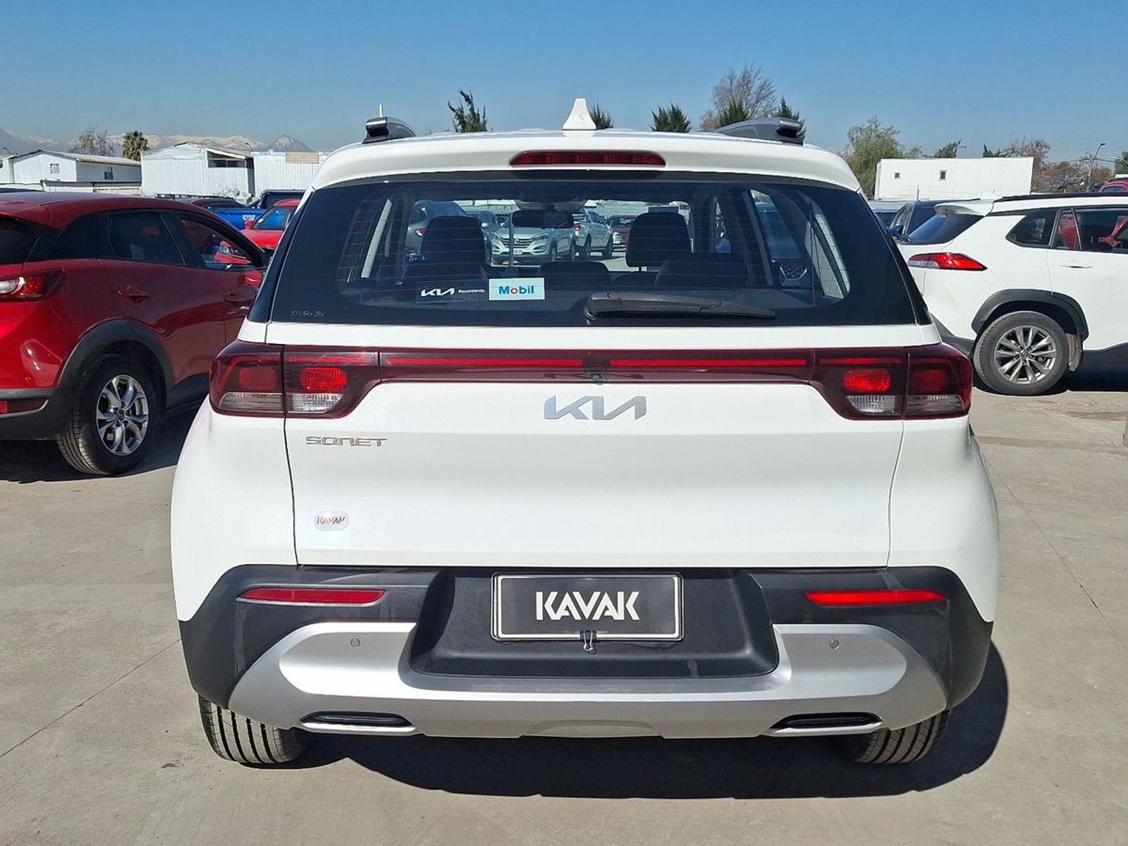 Kia Sonet 2023 - Foto 3 de 15