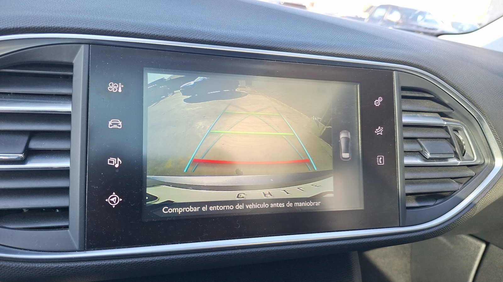 Peugeot 308 2017 - Imagen 12 de 16