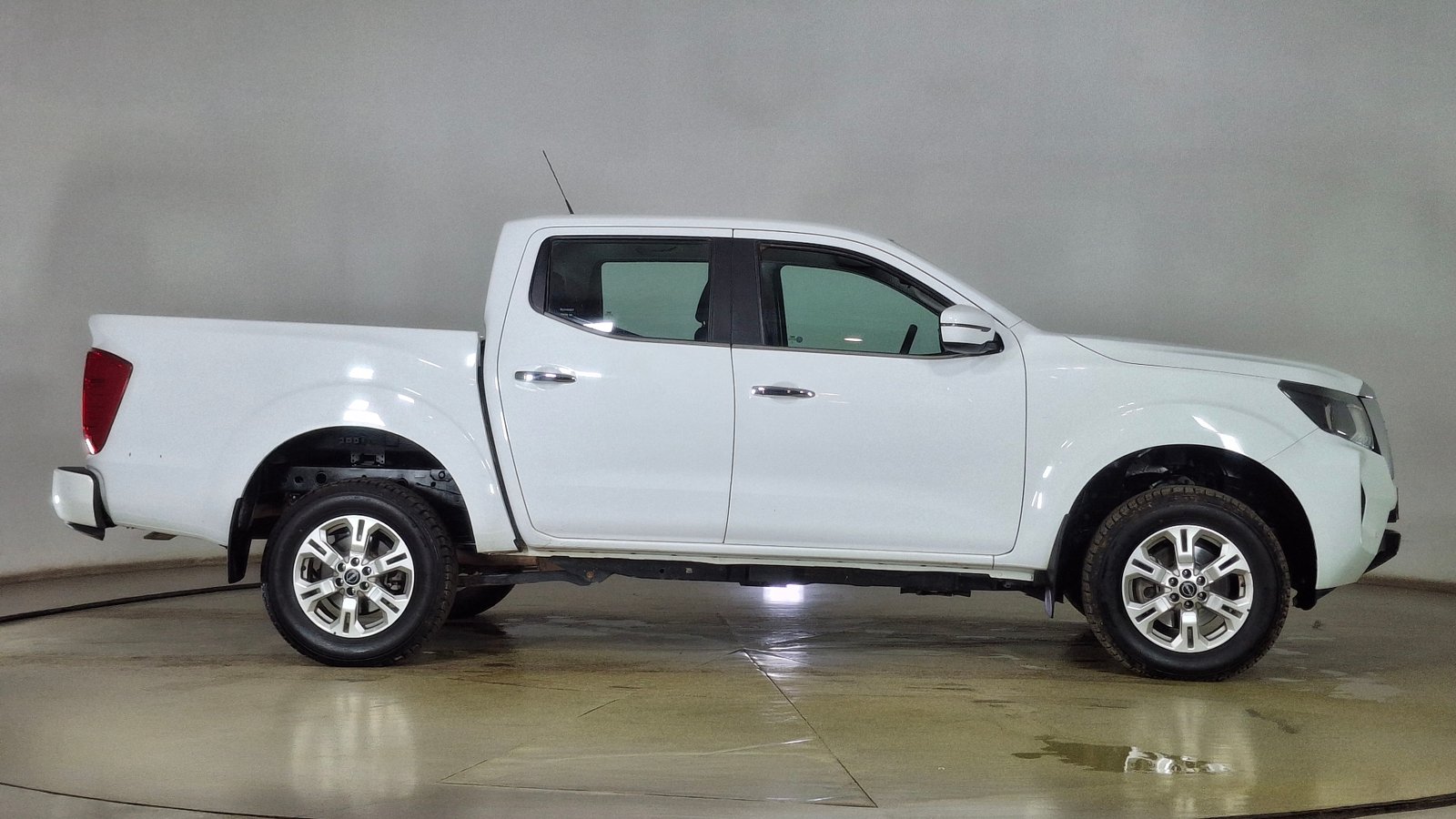 Nissan Navara 2024 - Foto 4 de 16
