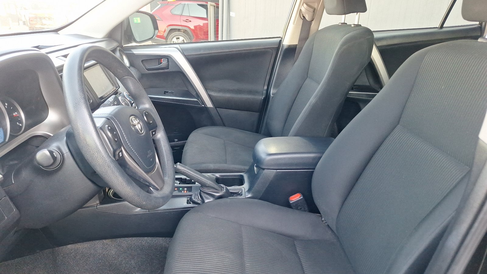 Toyota RAV4 2017 - Imagen 14 de 15