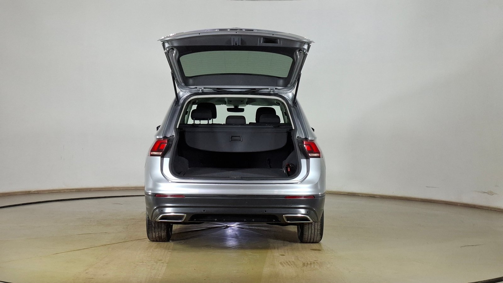 Volkswagen Tiguan 2020 - Imagen 6 de 17